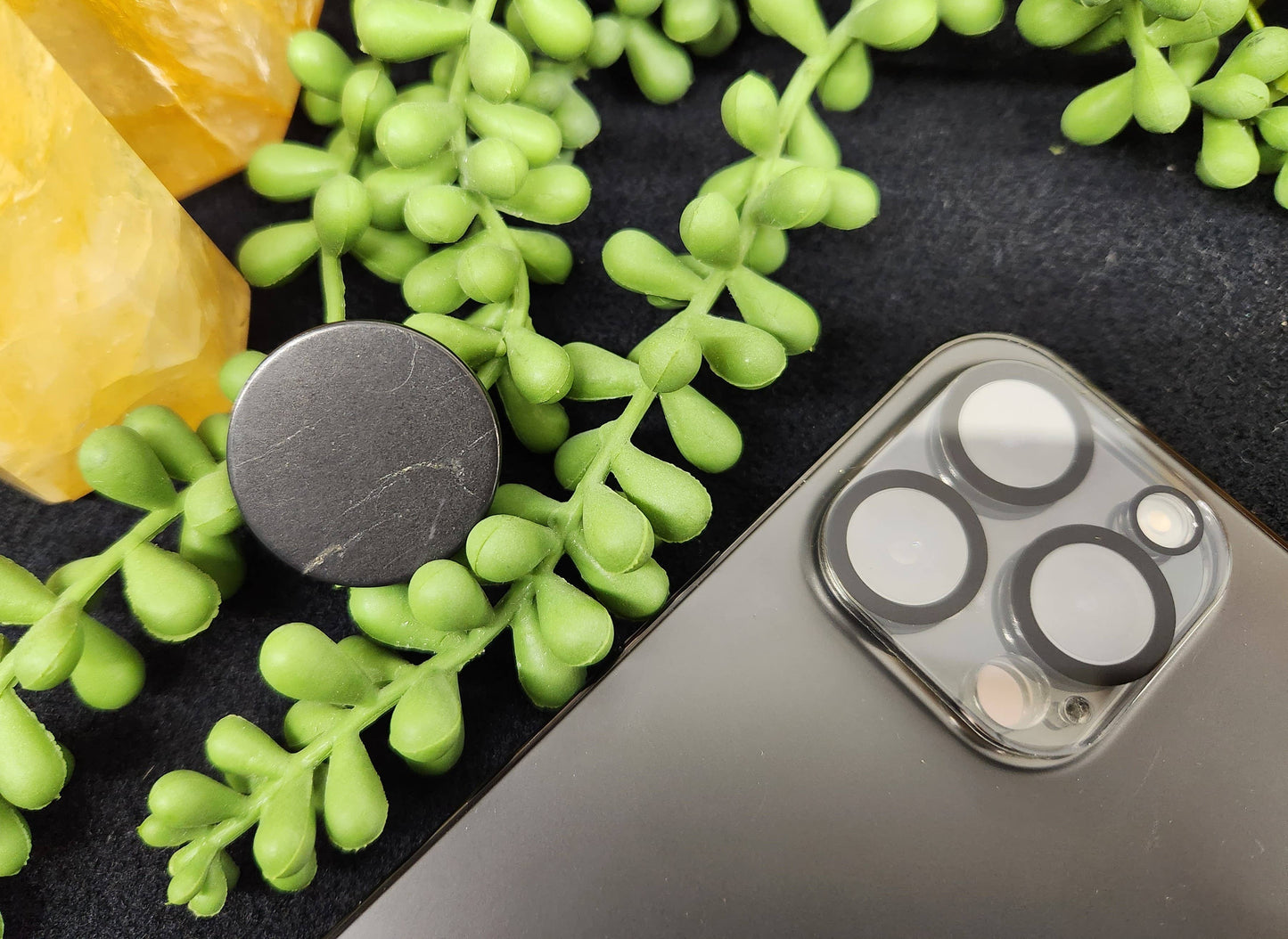 TheTayloredJean - Shungite EMF Cell Phone Tile Plain Round - 30mm